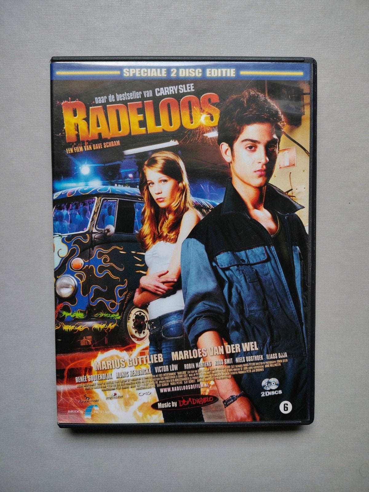 Radeloos (2008) / Carry Slee, Verzenden, Nederlands, Overige genres, Film