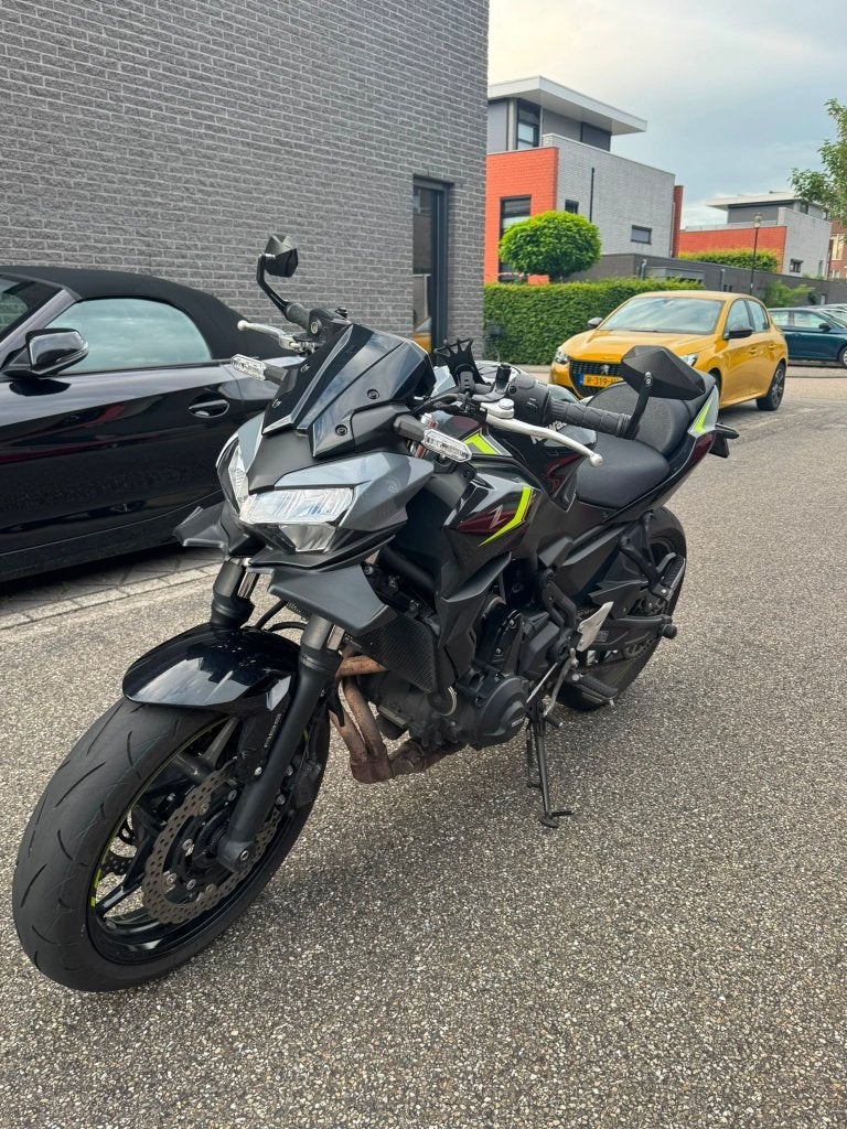 Kawasaki Z650 | A2 (bj 2024) | Lage KM | Garantie, Motoren, Motoren | Kawasaki, 2 cilinders, Nieuw, Particulier, Minimaal motorrijbewijs A2