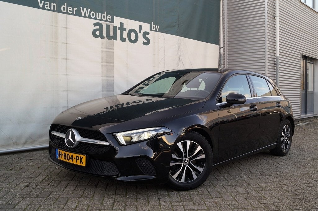 Mercedes-Benz A-Klasse 180d Premium Style -LED-NAVI-ECC-PDC-, Auto's, Mercedes-Benz, Voorwielaandrijving, 1325 kg, Gebruikt, Euro 6
