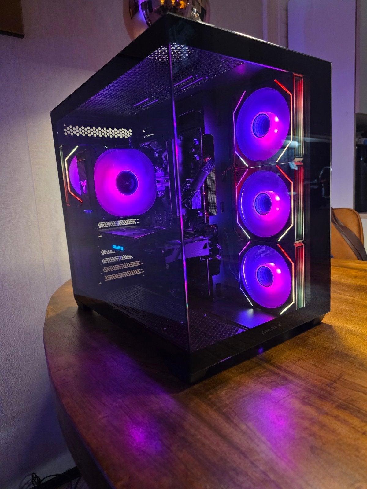 Gaming PC/Ryzen 5 3600/SSD/2TB/16GB/W11/Office/GTX1660 6G, Zelf gebouwde pc, Zo goed als nieuw, Gaming, HDD