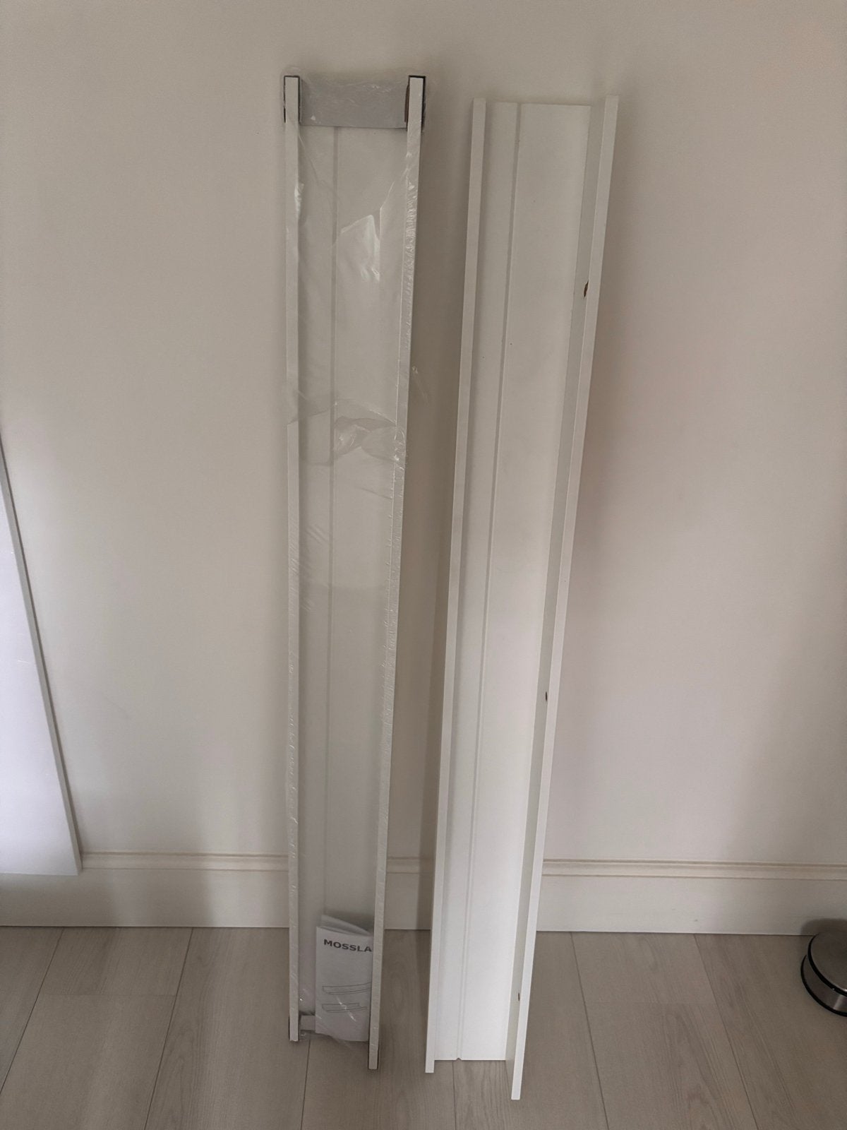IKEA MOSSLANDA Schilderijplanken - Wit, 115 cm, Ophalen, Nieuw