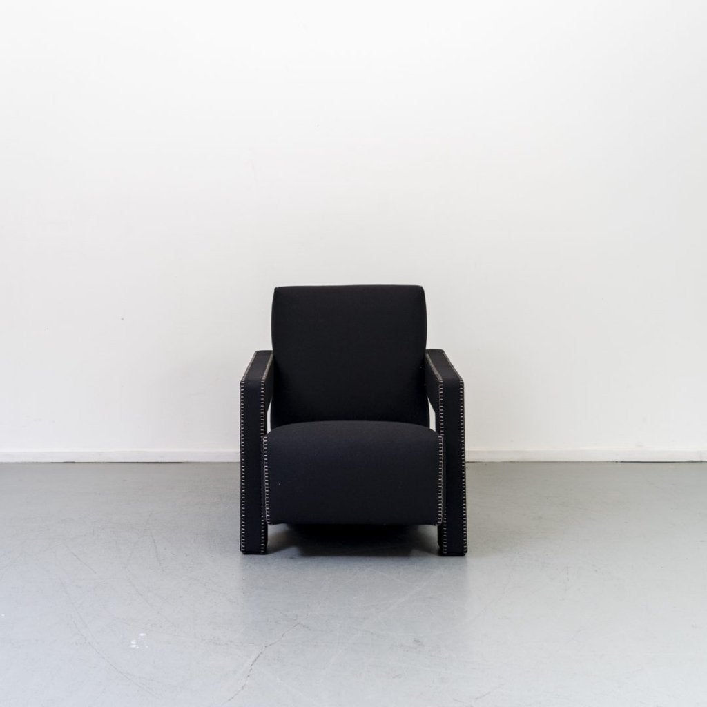 Cassina 637 Fauteuil Zwart Stof, Niet ingevuld, Nieuw, Niet ingevuld, Niet ingevuld