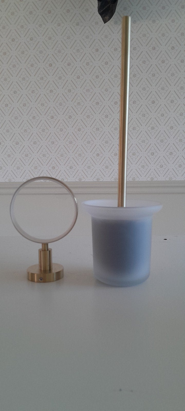 Nieuwe wcborstel met houder., Ophalen of Verzenden, Nieuw, Goud, Toilet-accessoire