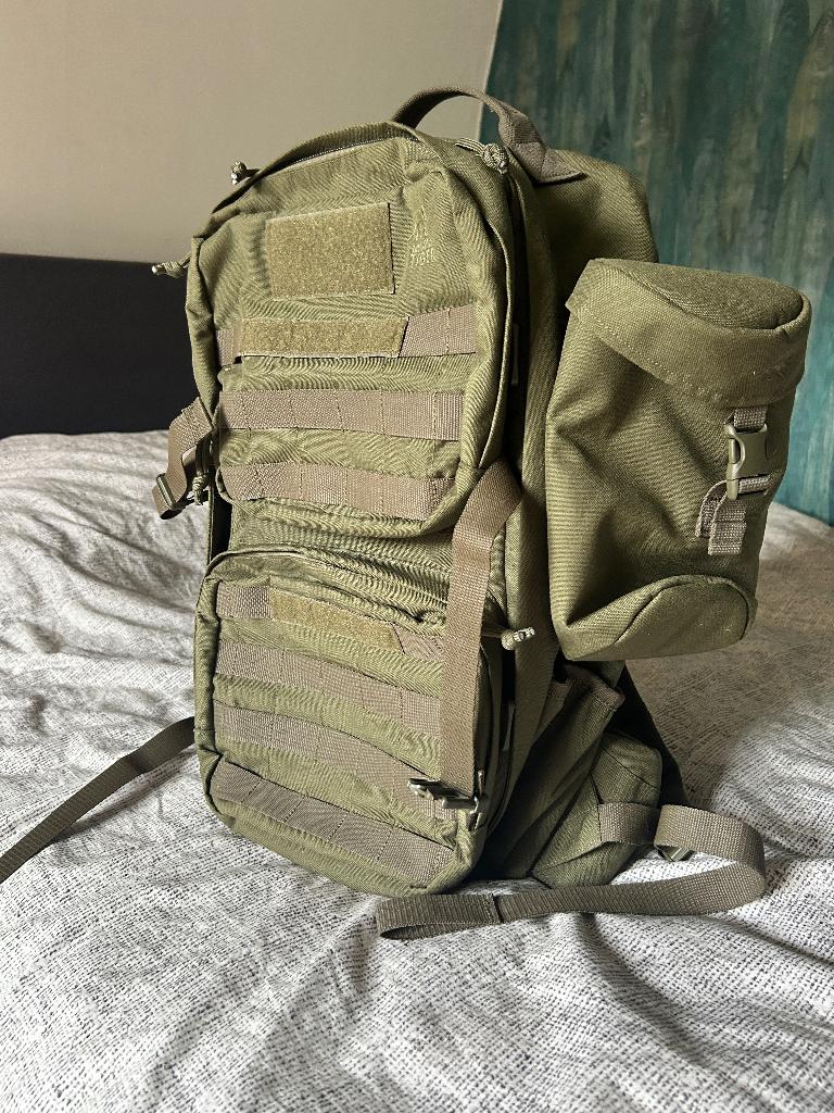 Tasmanian Tiger Modular combat Pack  + isofleshoes, 40 cm of meer, Ophalen of Verzenden, Zo goed als nieuw, Overige merken