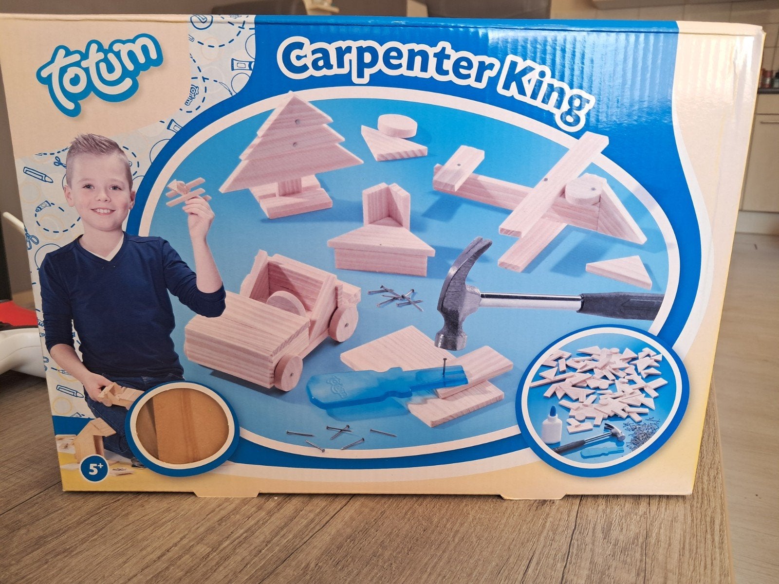 Totum Carpenter King Houten Bouwpakket met Gereedschap, Ophalen
