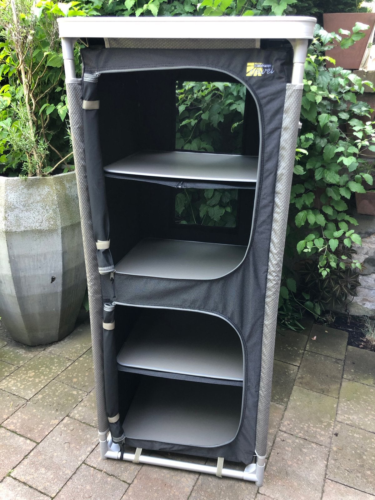 Camping kampeer kast met 4 planken. Campart travel, Caravans en Kamperen, Ophalen, Zo goed als nieuw, Campingkast