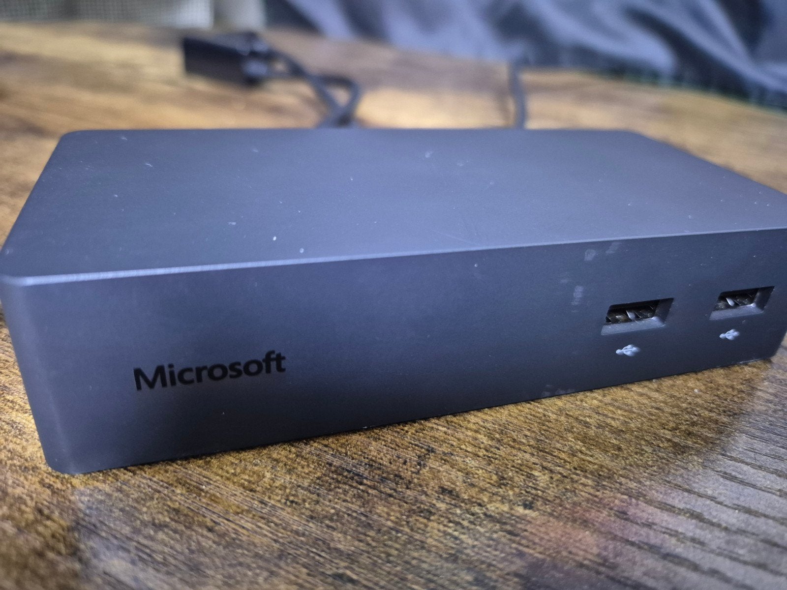De Microsoft Surface Dock, Ophalen, Zo goed als nieuw