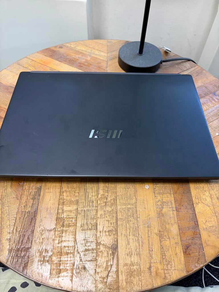 MSI Modern 15 B12M - Krachtige Laptop voor Werk & Studie, Computers en Software, Windows Laptops, Met videokaart, 2 tot 3 Ghz
