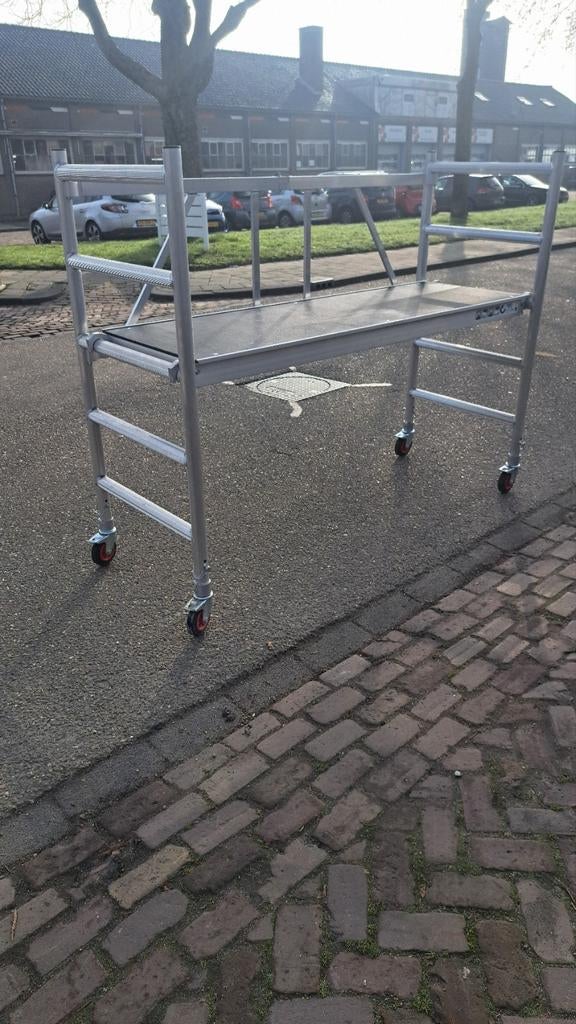 Te koop nog nieuwe Kamersteiger met lichtgewicht vloer, Ophalen of Verzenden, Zo goed als nieuw, Euroscaffold, Rolsteiger of Kamersteiger