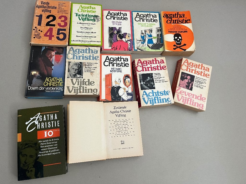 12x Agatha Christie €17,50, Ophalen, Gelezen, Agatha Christie