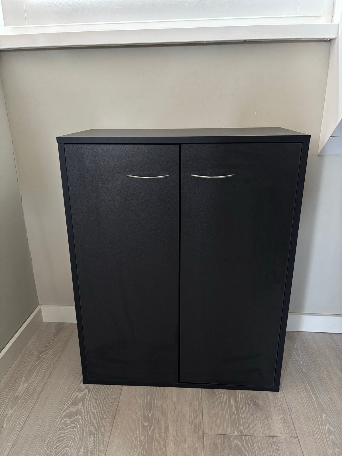 Zwart kastje 60x30x75 cm met 1 plank, Ophalen, Zo goed als nieuw