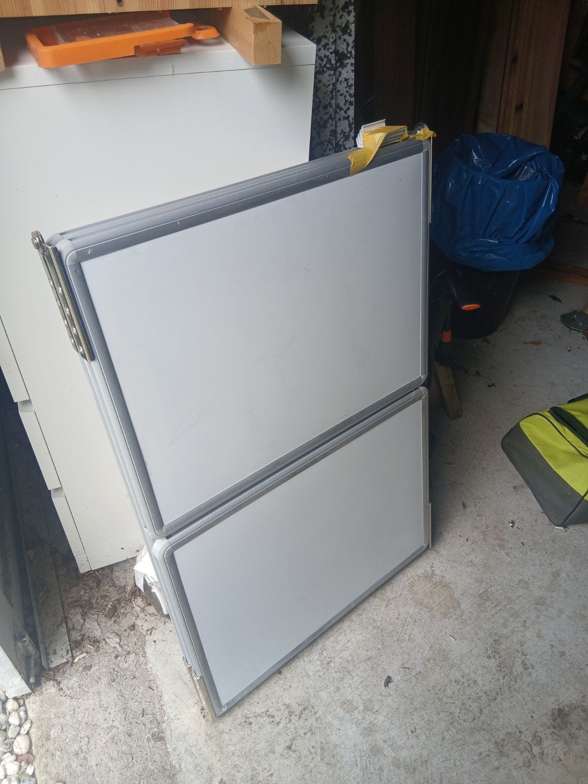 Uitklapbaar whiteboard, uitgeklapt is deze 60 cm bij 180, Huis en Inrichting, Bureaus, Ophalen of Verzenden