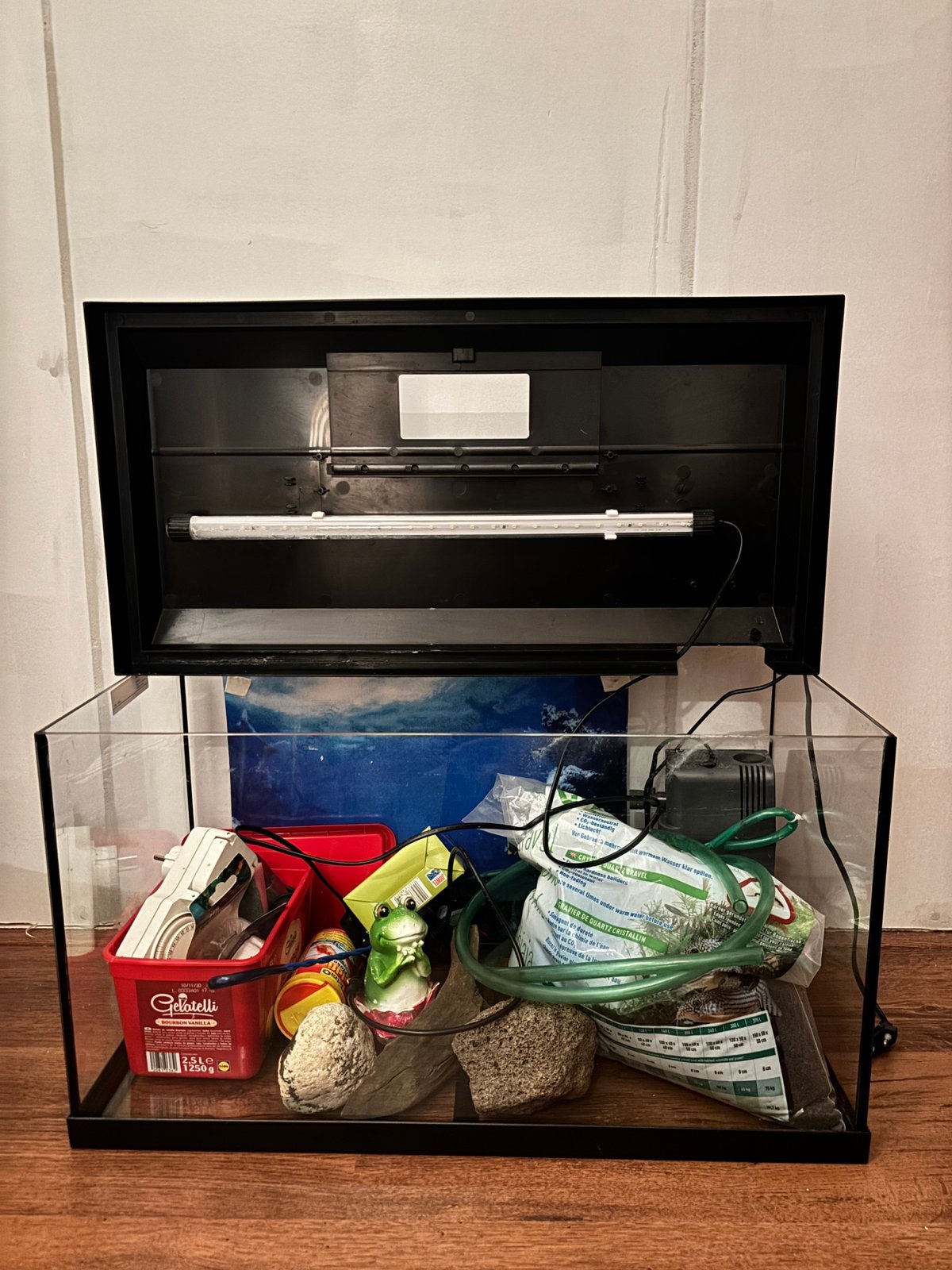 Juwel Aquarium met accessoires, Dieren en Toebehoren, Ophalen, Zo goed als nieuw