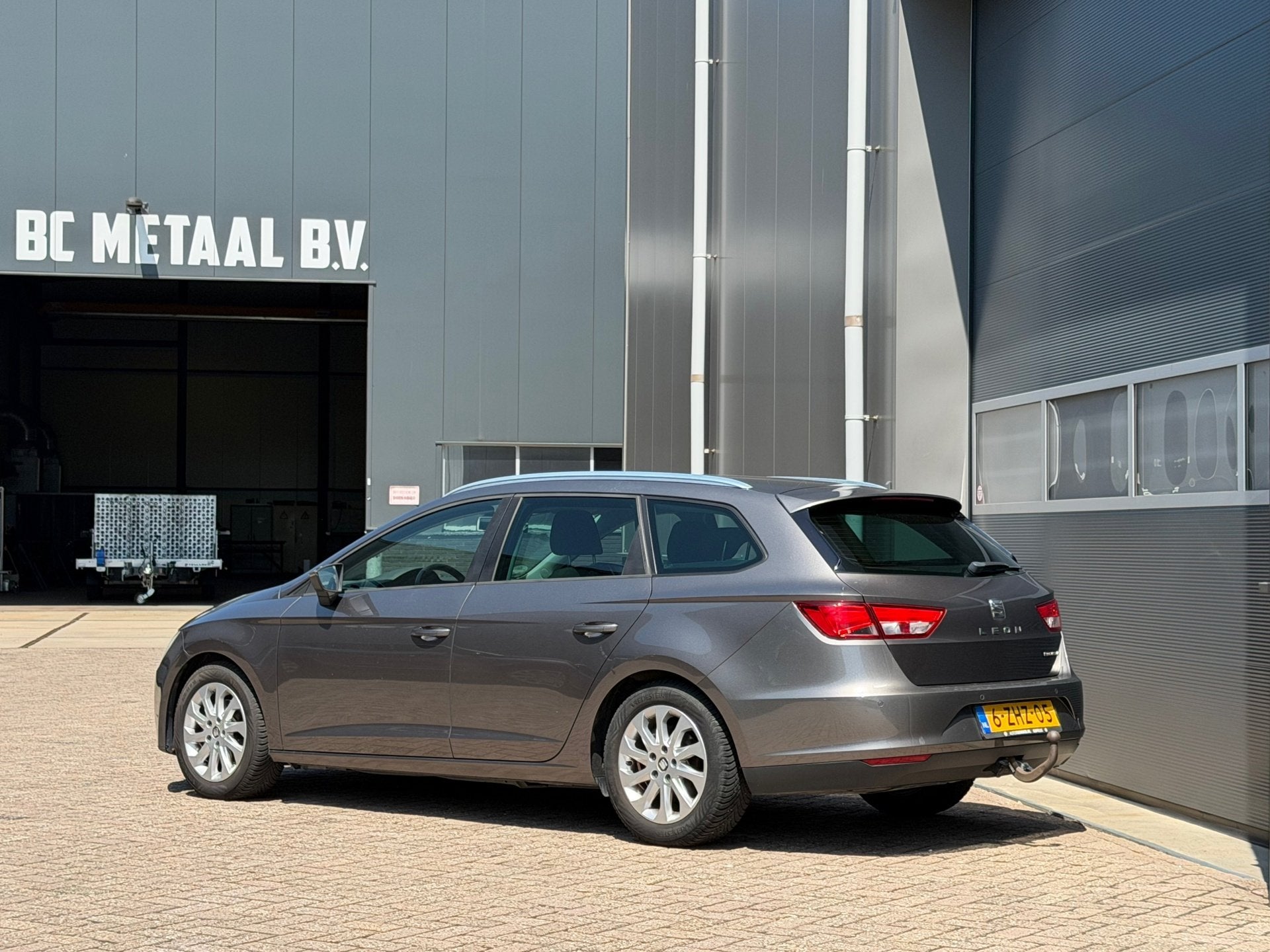 Seat Leon ST 1.6 TDI Ecomotive Lease Comf bj.2014 Navi|Cc|Pd, Auto's, Voorwielaandrijving, Euro 5, Stof, Gebruikt