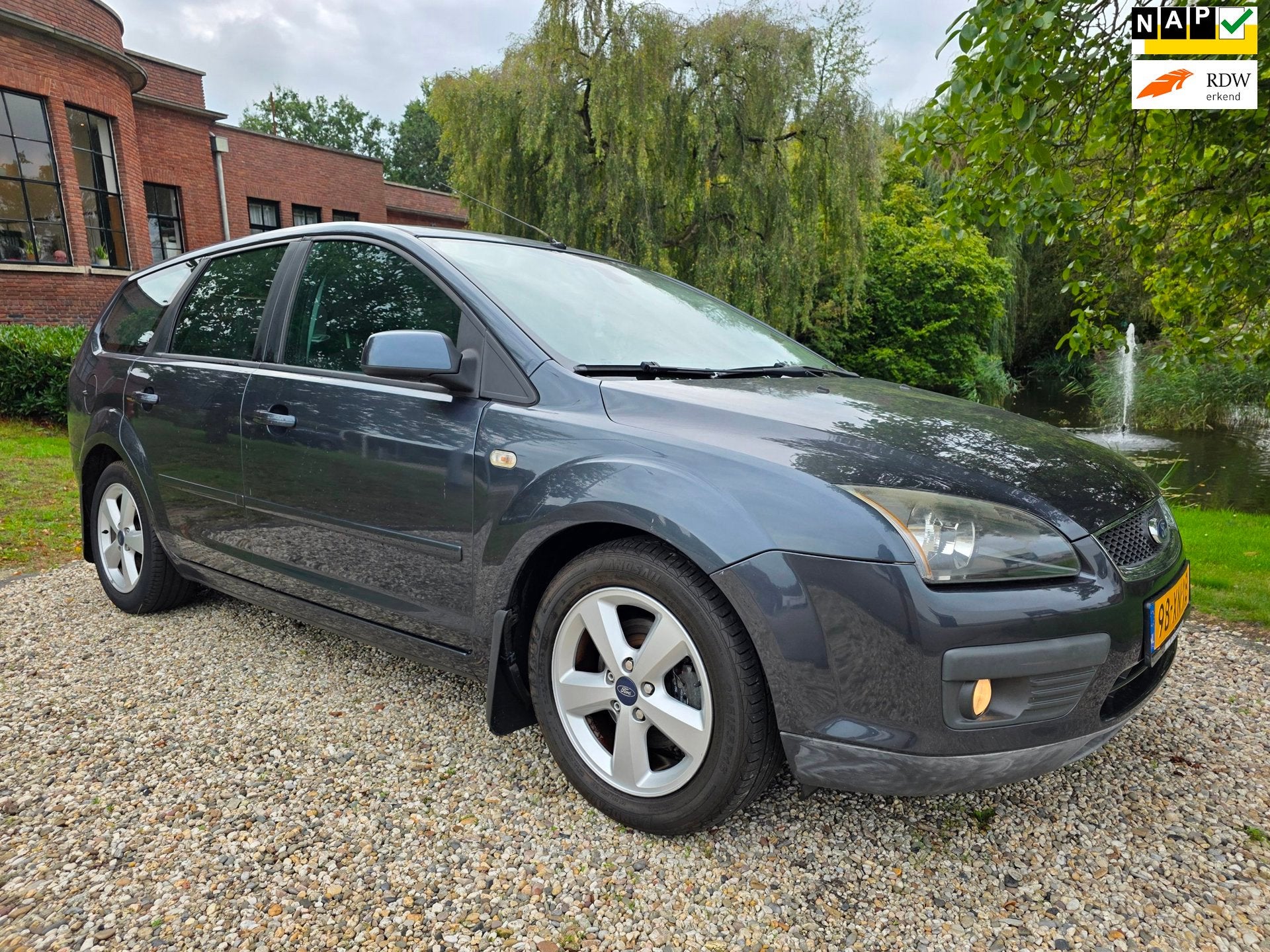 Ford Focus Wagon 1.6-16V Futura AIRCO *apk:04-2027*, Auto's, 1596 cc, Gebruikt, 4 cilinders, 635 kg