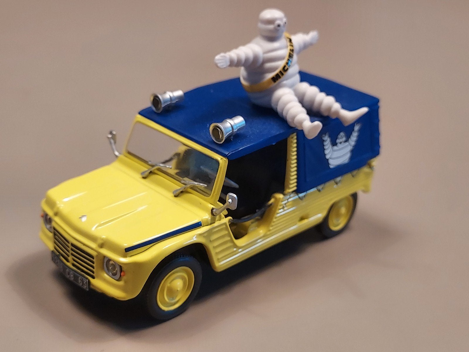 Citroën Méhari Michelin reclame  wagen 1:43  Altaya, Hobby en Vrije tijd, Ophalen of Verzenden, Gebruikt, Auto, Overige merken
