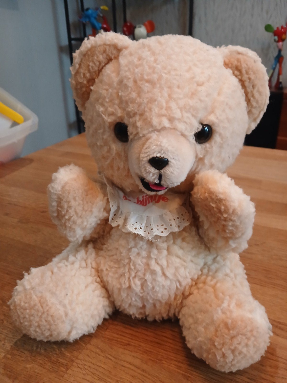 Schattige  Robijn beige teddybeer met kraagje, Gebruikt, Beer, Ophalen of Verzenden, Middelgroot (20 tot 80 cm)