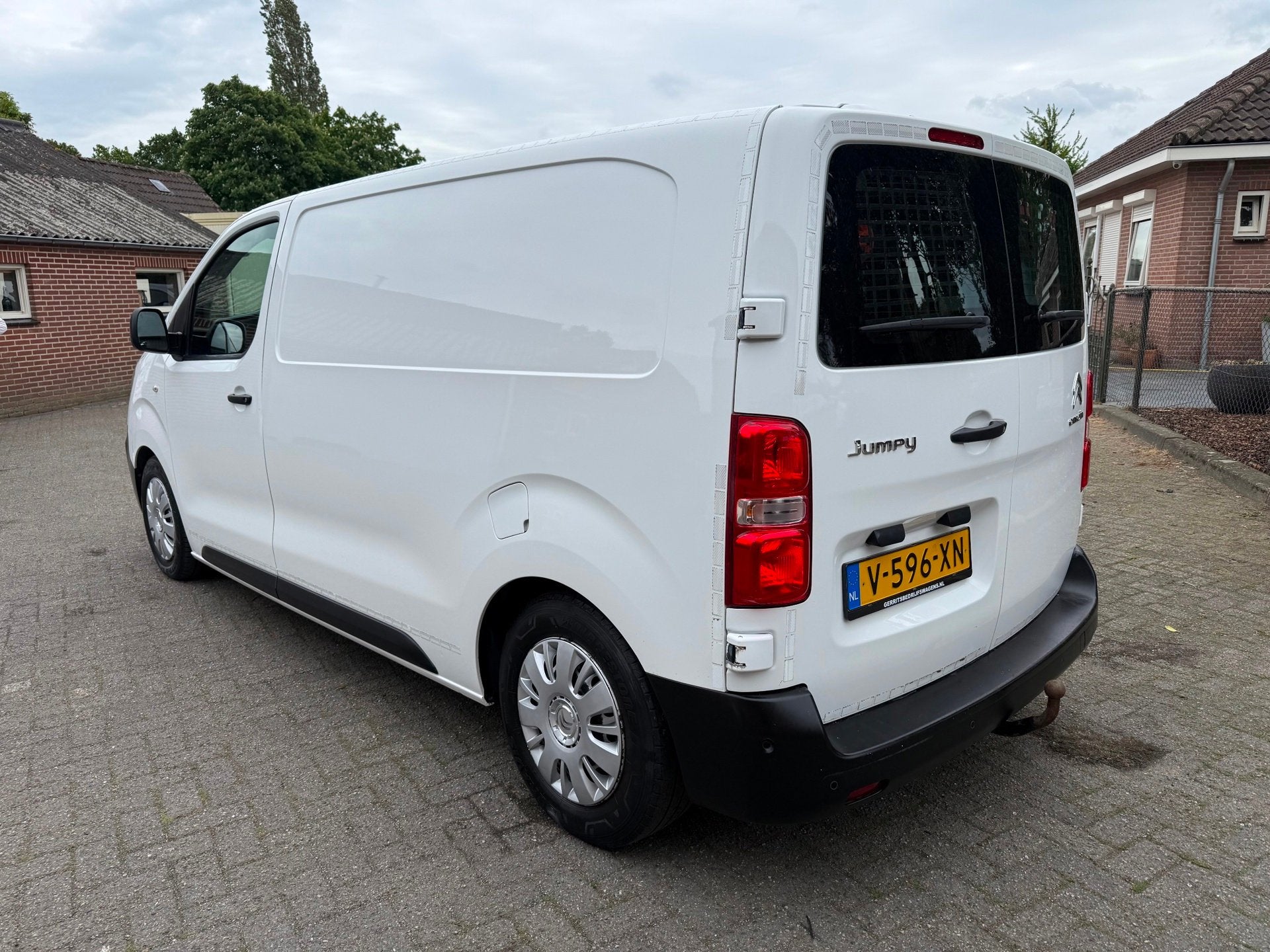 Citroen Jumpy 1.6 BlueHDI 95 Club M airco cruise optioneel m, Auto's, Bestelauto's, Voorwielaandrijving, Euro 6, Wit, Bedrijf