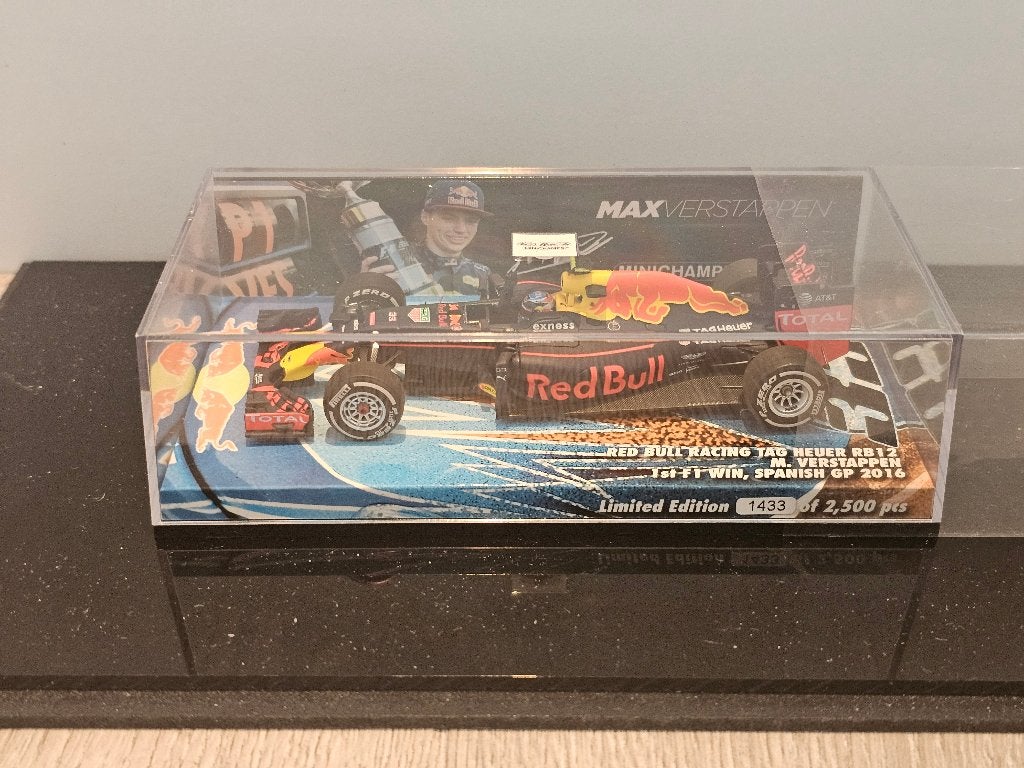 TOPPER: RB12, Max V. # 33, First F1 Win Spain '16. <NIEUW>, Ophalen of Verzenden, Nieuw, Auto, MiniChamps
