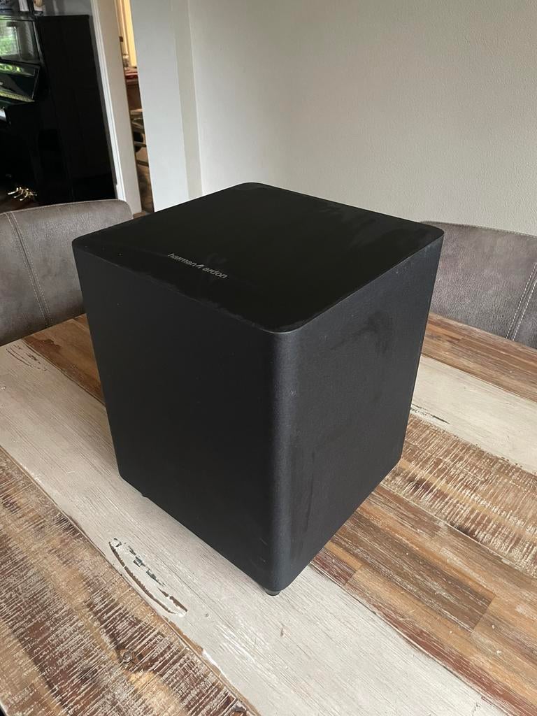 Harman Kardon Subwoofer, Ophalen of Verzenden, Zo goed als nieuw, Kunststof, Minder dan 50 cm