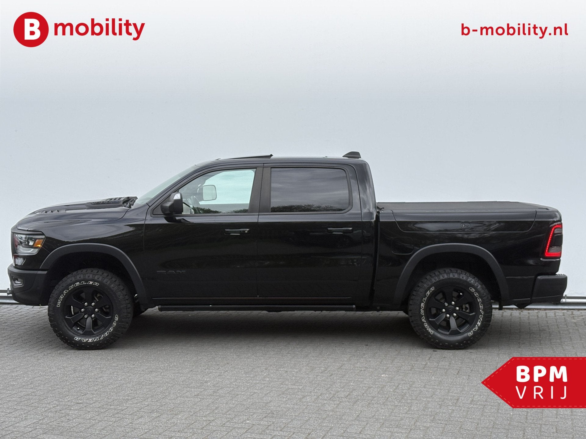 Dodge Ram 1500 5.7 V8 HEMI 4x4 LPG Crew Cab REBEL Longhorn P, Automaat, Gebruikt, 5654 cc, 402 pk