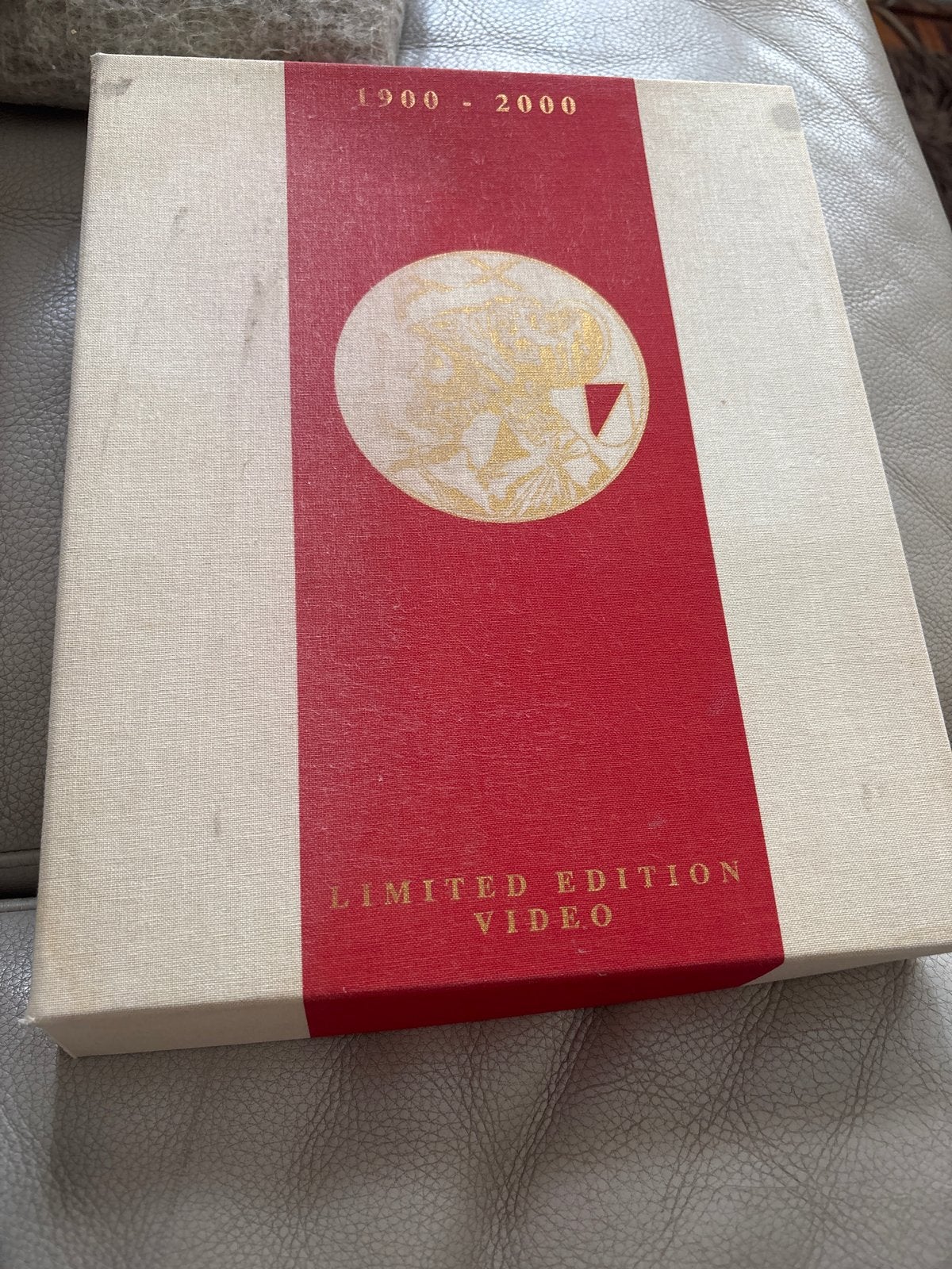Ajax 1900-2000 Limited Edition Video 15.000 :1134 Boxset, Boxset, Documentaire, Alle leeftijden, Nieuw in verpakking
