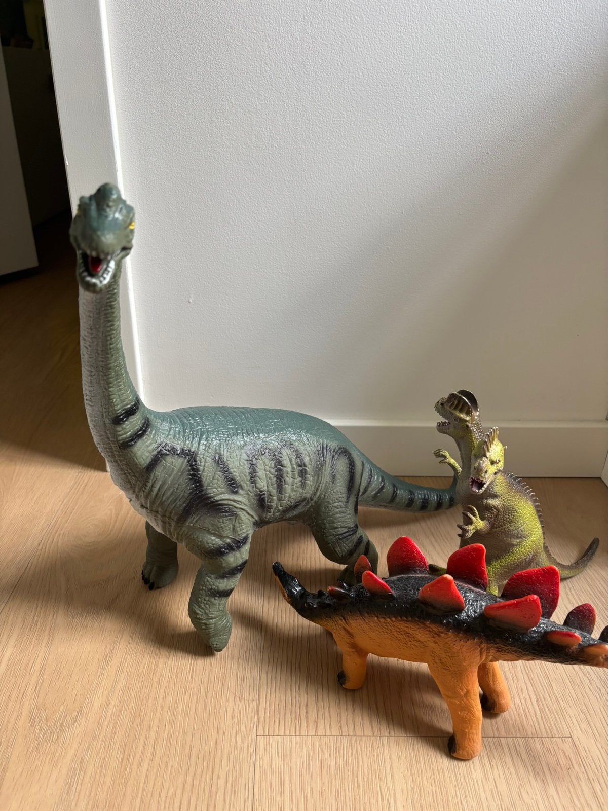 Dino’s, Ophalen, Zo goed als nieuw