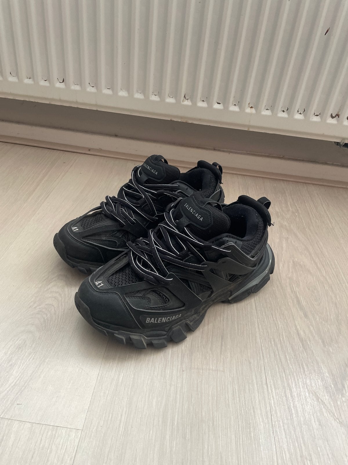 Balenciaga Track met LED Lights - Maat 41, Ophalen of Verzenden, Gedragen, Zwart, Sneakers of Gympen
