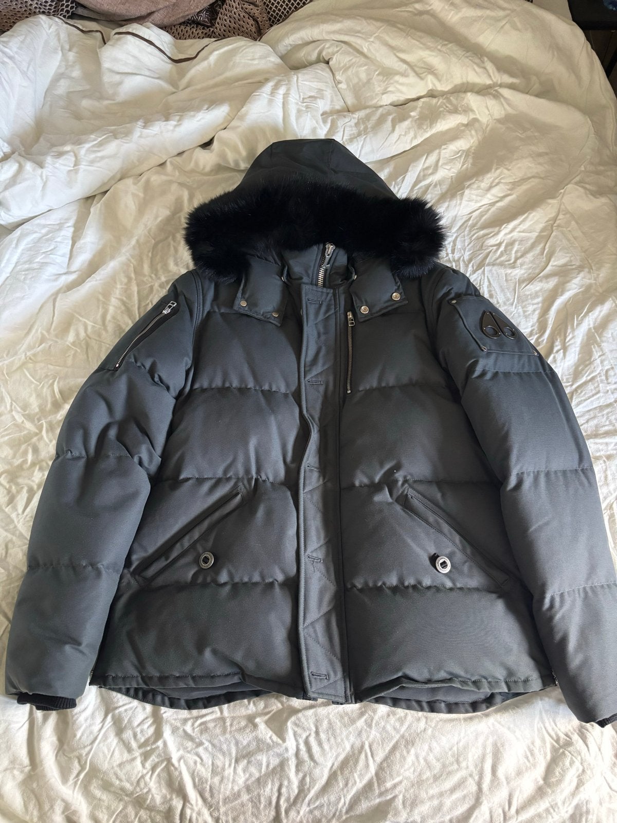 Moose Knuckles Puffer Jas grijs maat XL, Ophalen of Verzenden, Zo goed als nieuw, Maat 56/58 (XL), Grijs