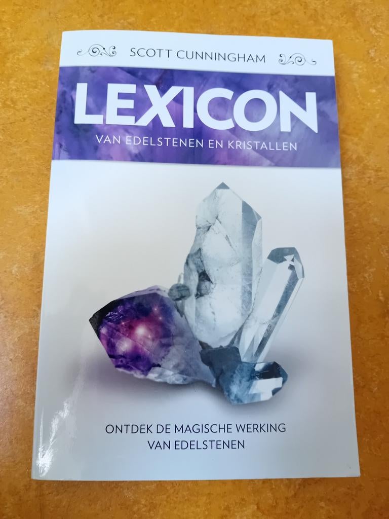 Scott Cunningham - Lexicon van edelstenen en kristallen, Gelezen, Achtergrond en Informatie, Scott Cunningham, Ophalen of Verzenden