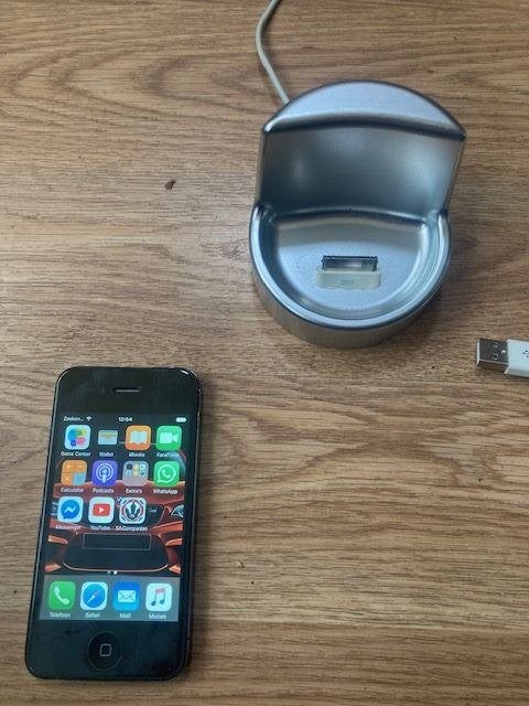 iphone a1387 model met docking station 12,6 gb, 80 %, Gebruikt, Zwart, Ophalen of Verzenden