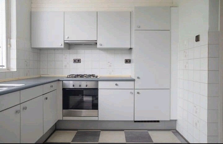 Budgetkeuken met apparatuur - ideaal voor schuur of wrap, Huis en Inrichting, Keuken | Complete keukens, Ophalen, Gebruikt, Wit