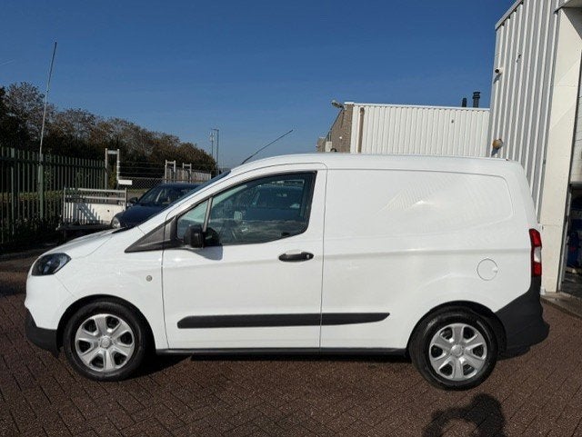 Ford Transit Courier 1.0 Trend AIRCO, Auto's, Voorwielaandrijving, Dealer onderhouden, Stof, Gebruikt
