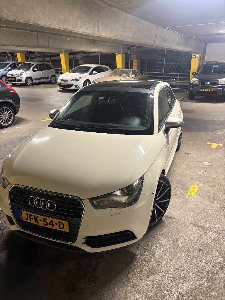 Audi A1 1.2 Tfsi 63KW 2011 Wit, Auto's, Voorwielaandrijving, A1, 4 cilinders, 150 pk