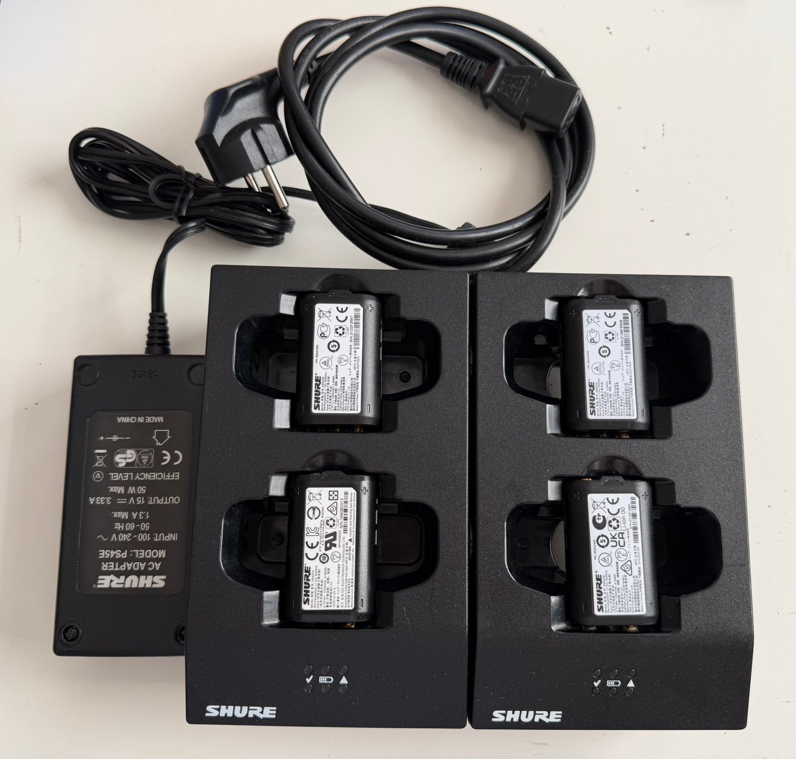 Shure SBC200E + 4x Shure SB900, Ophalen, Zo goed als nieuw, Zangmicrofoon
