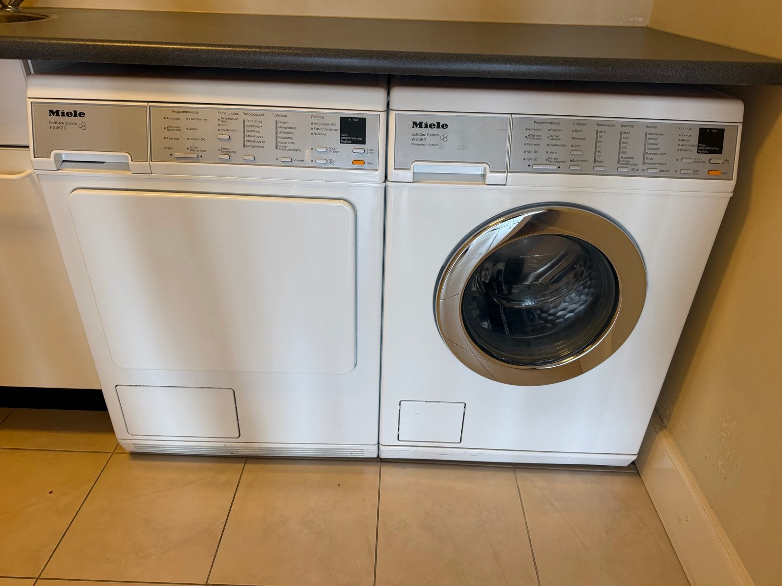 Miele Wasmachine en Droger Set, 6 tot 8 kg, Ophalen, Gebruikt, 85 tot 90 cm