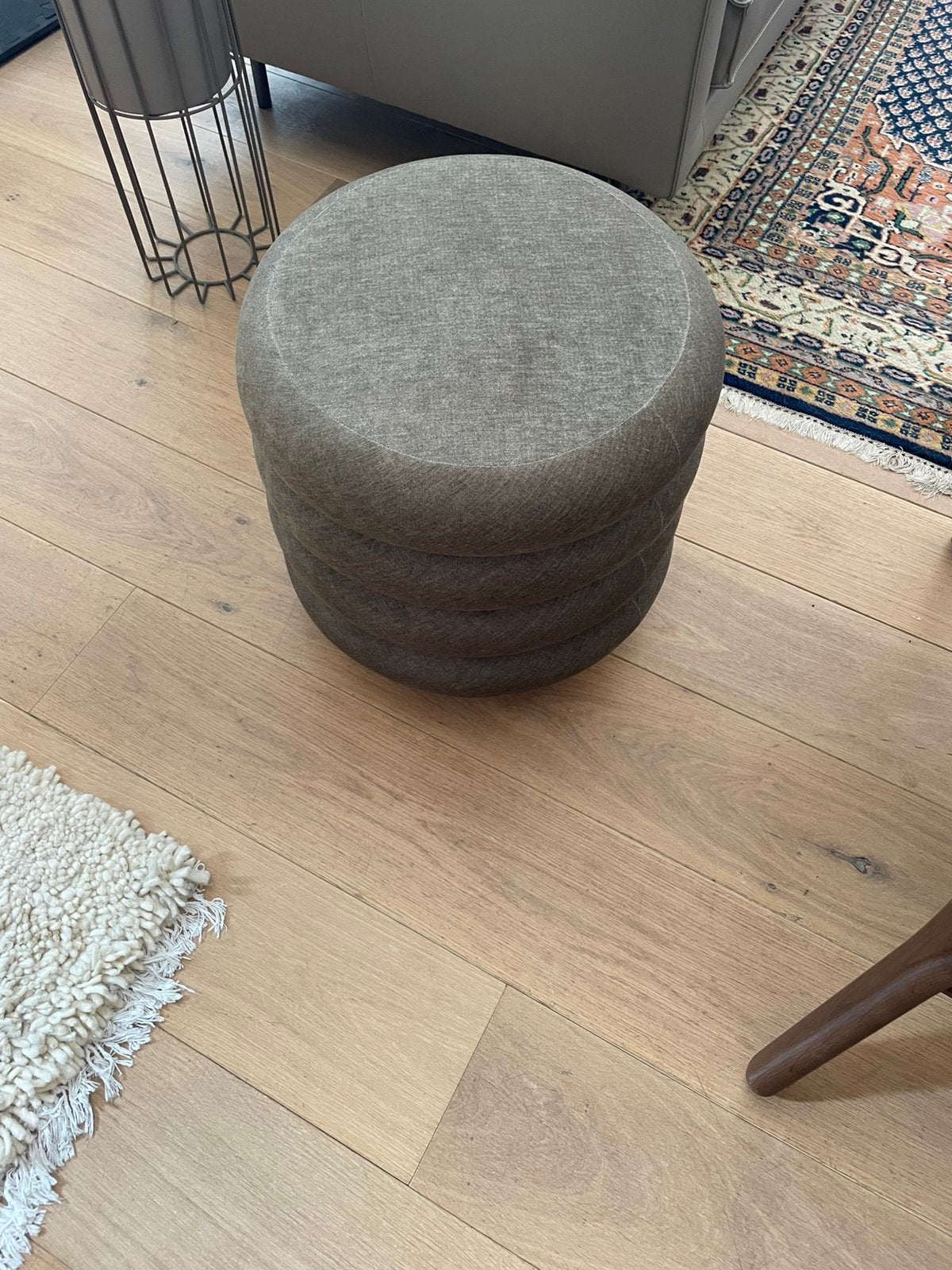 Ferm Living Round Pouf, Huis en Inrichting, Ophalen, Zo goed als nieuw, Rond, Minder dan 50 cm