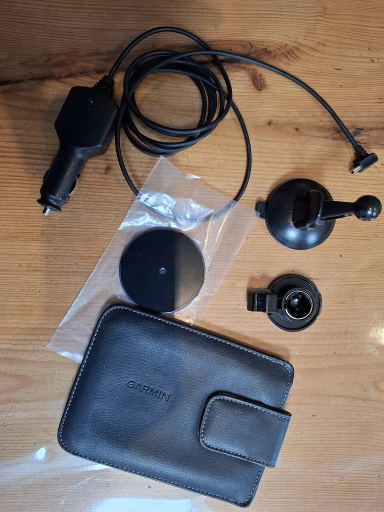 Garmin Toebehoren ivm defekt geraakte Nüvi 56LMT, Auto diversen, Autonavigatie, Ophalen, Zo goed als nieuw