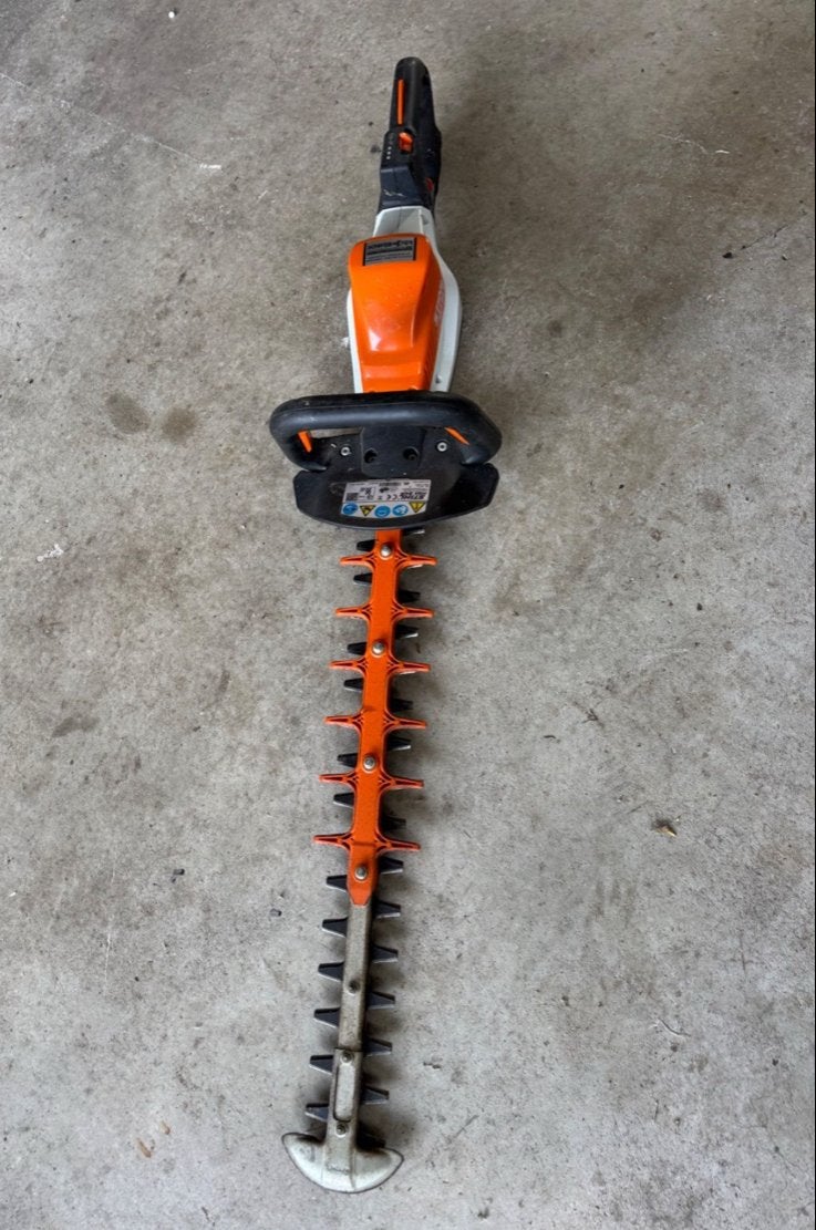 Stihl HSA 94 R Heggenschaar - Accu BJ 2022, Ophalen, Gebruikt, Accu