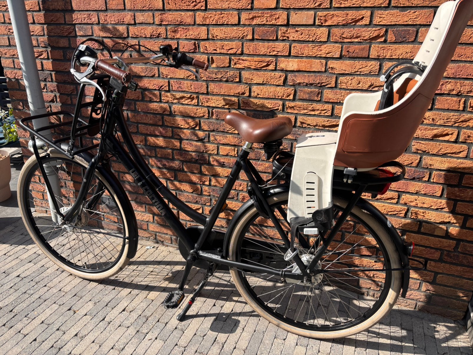 Elektrische Cortina U4 transportfiets zwarte moederfiets, Fietsen en Brommers, Fietsen | Dames | Damesfietsen, Versnellingen, Trommelrem