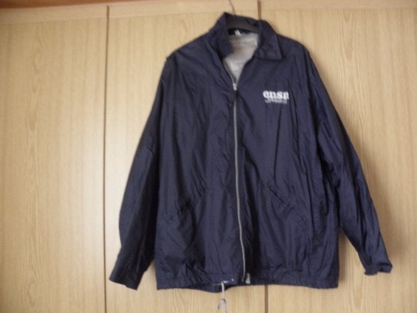 Goedkope blauw gevoerde 'regen' trainingsjas jas CNSN mt 176, Gebruikt, Ophalen of Verzenden, Jas, Jongen of Meisje