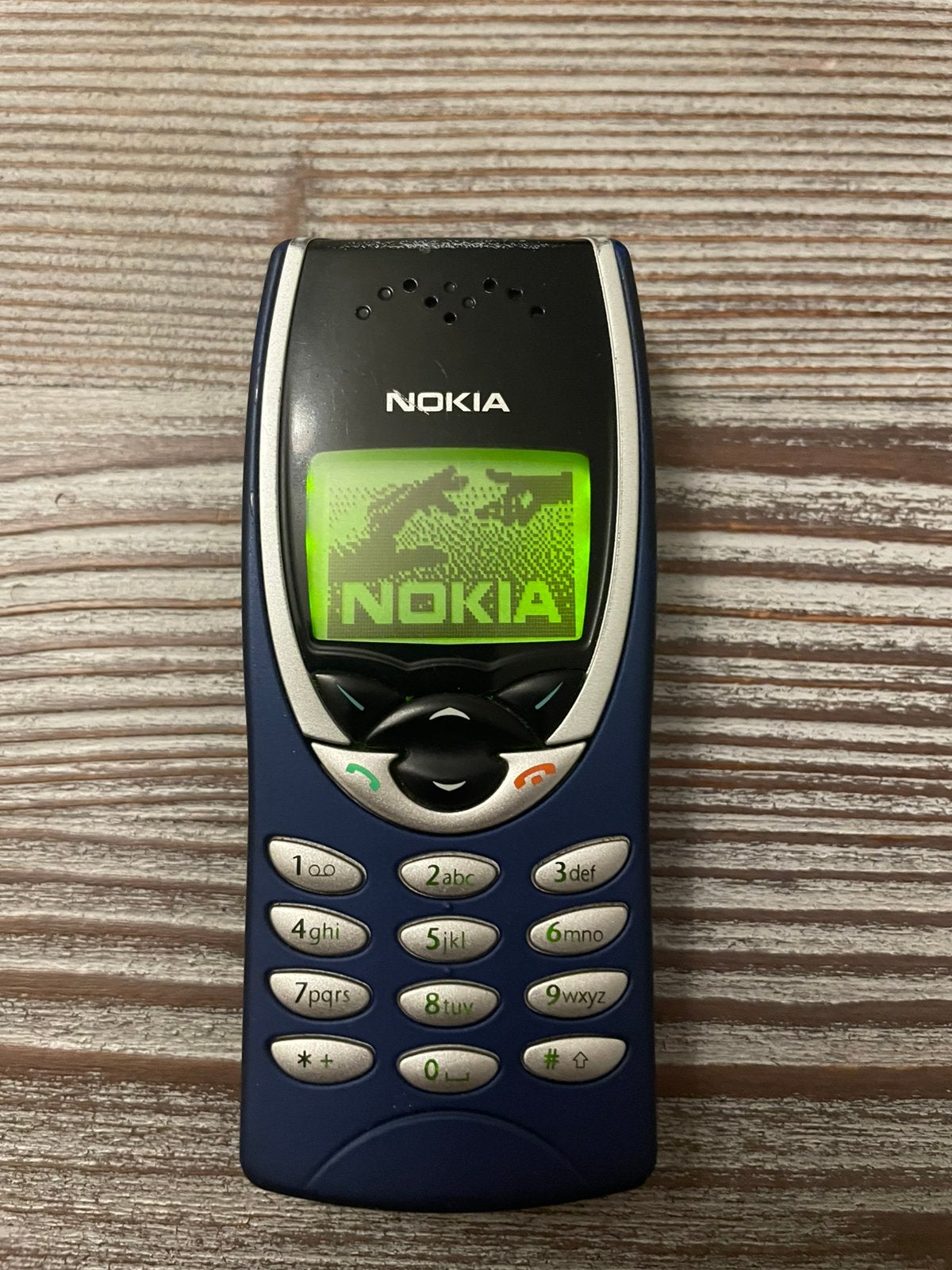 Nokia 8210 blauw klassiek, Telecommunicatie, Gebruikt, Blauw, Geen camera, Ophalen of Verzenden