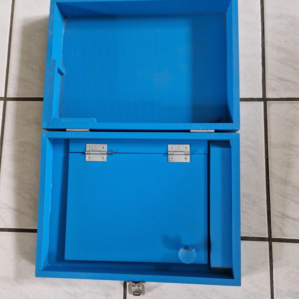 Blauwe houten doos met vakjes, Minder dan 35 cm, Minder dan 50 cm, Ophalen of Verzenden, Minder dan 40 cm
