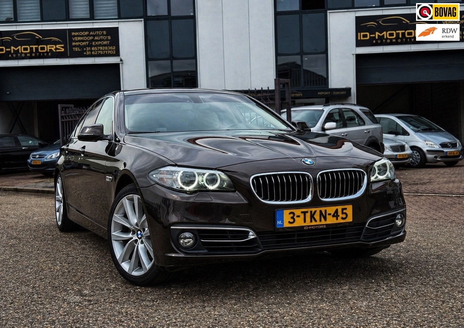 BMW 5-serie 520i Last Minute Edition Luxe uitvoering SPORT-C, Auto's, Automaat, Dealer onderhouden, Achterwielaandrijving, Gebruikt