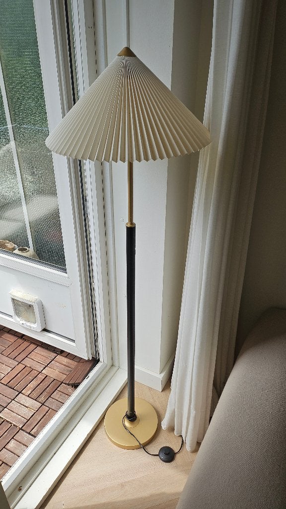 Mooie vloerlamp met plissé kap - gebruikt, goede staat, Ophalen, Gebruikt, Modern, Scandinavisch, E27 (groot)