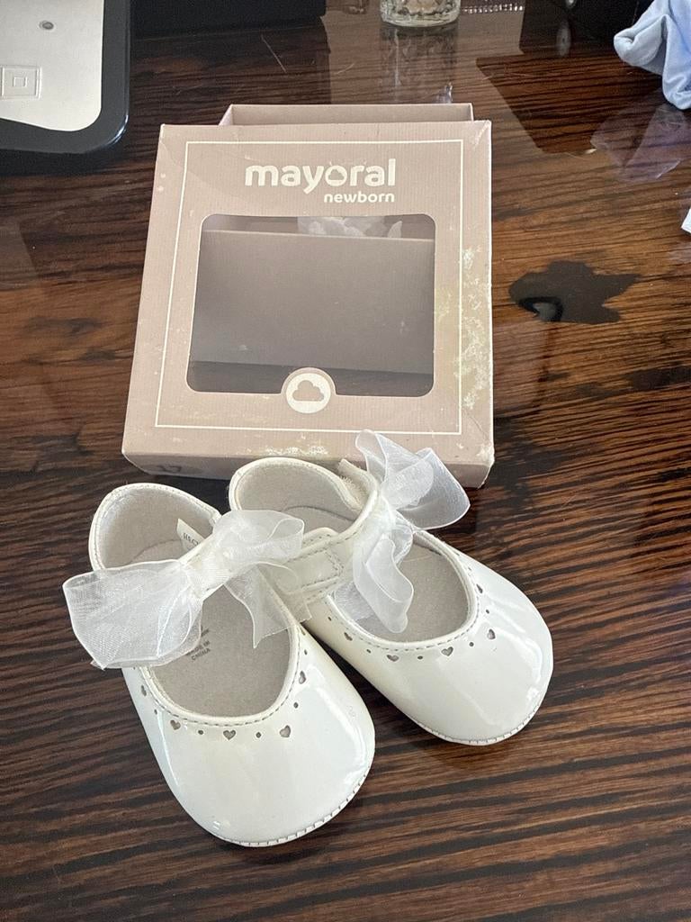 Mayoral schoentjes maat 16 - Nieuwstaat, Ophalen of Verzenden, Zo goed als nieuw, Meisje, Schoentjes