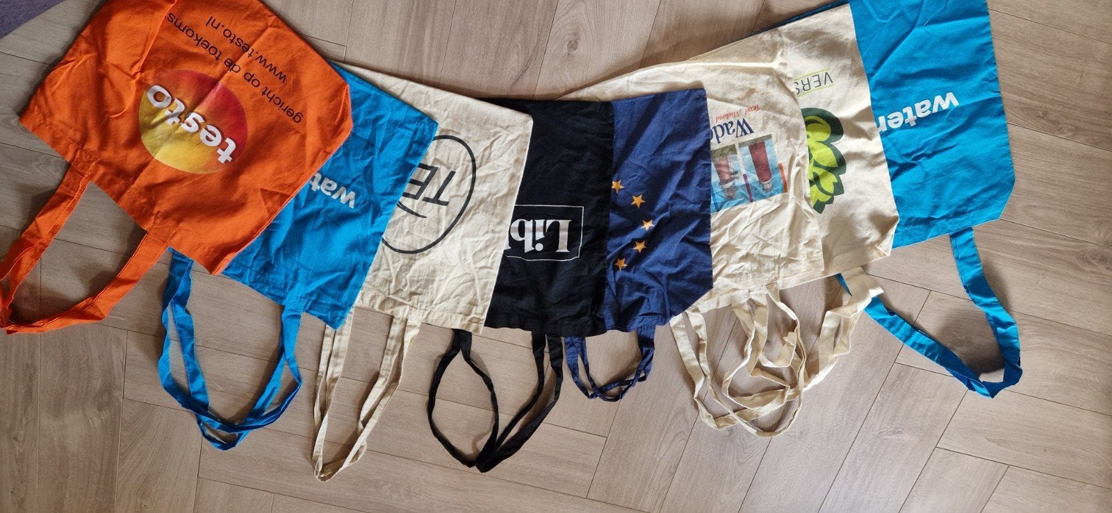 Diverse stoffen tasjes - Herbruikbaar en Milieuvriendelijk, Ophalen of Verzenden, Gebruikt, Overige kleuren, Shopper