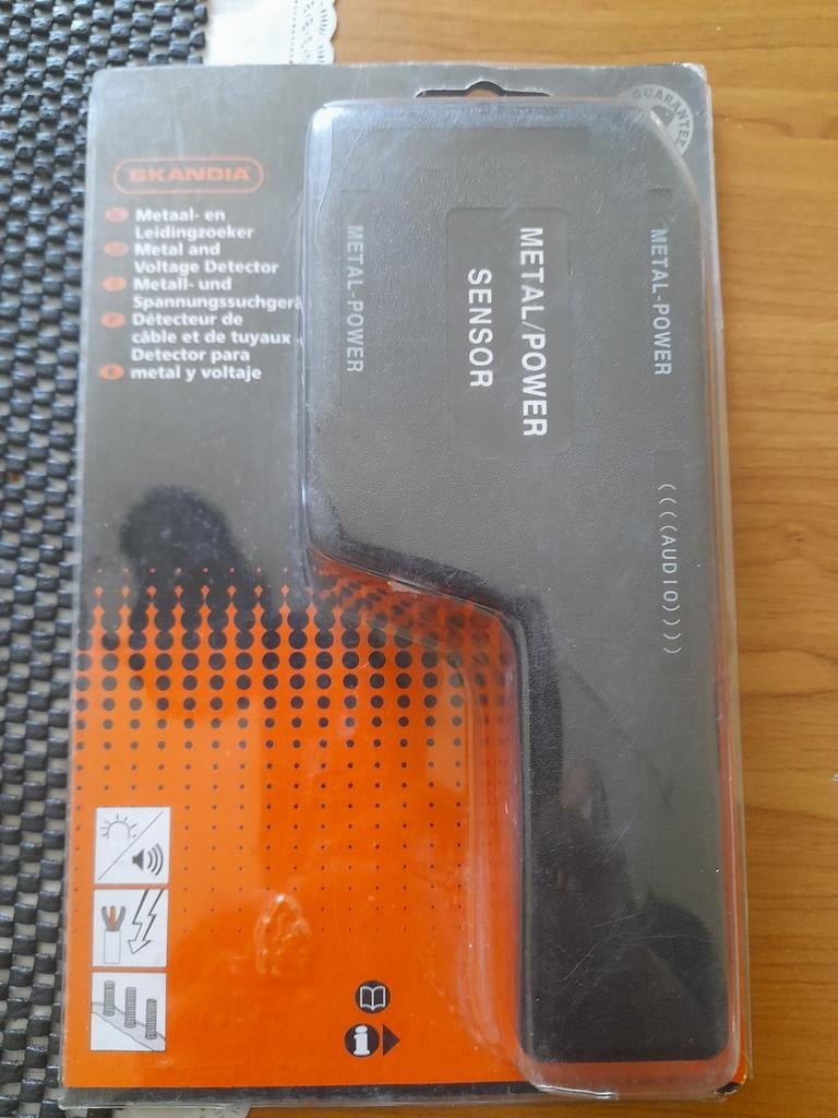 Skandia Metaal- en Spanningszoeker / Detector, Doe-het-zelf en Verbouw, Meetapparatuur, Nieuw, Elektriciteit, Ophalen of Verzenden