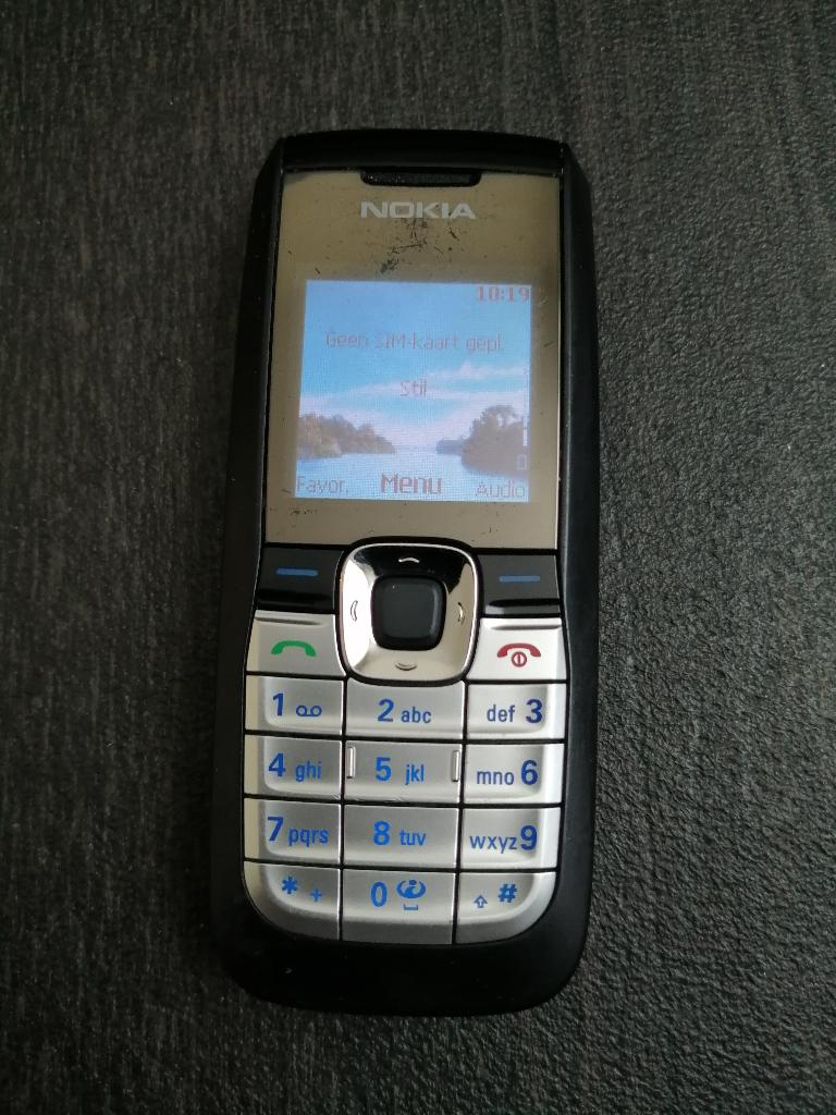 MOET NU WEG!!! KLASSIEKE DUMBPHONE NOKIA 2610 ZWART TELEFOON, Gebruikt, Geen camera, Zwart, Fysiek toetsenbord