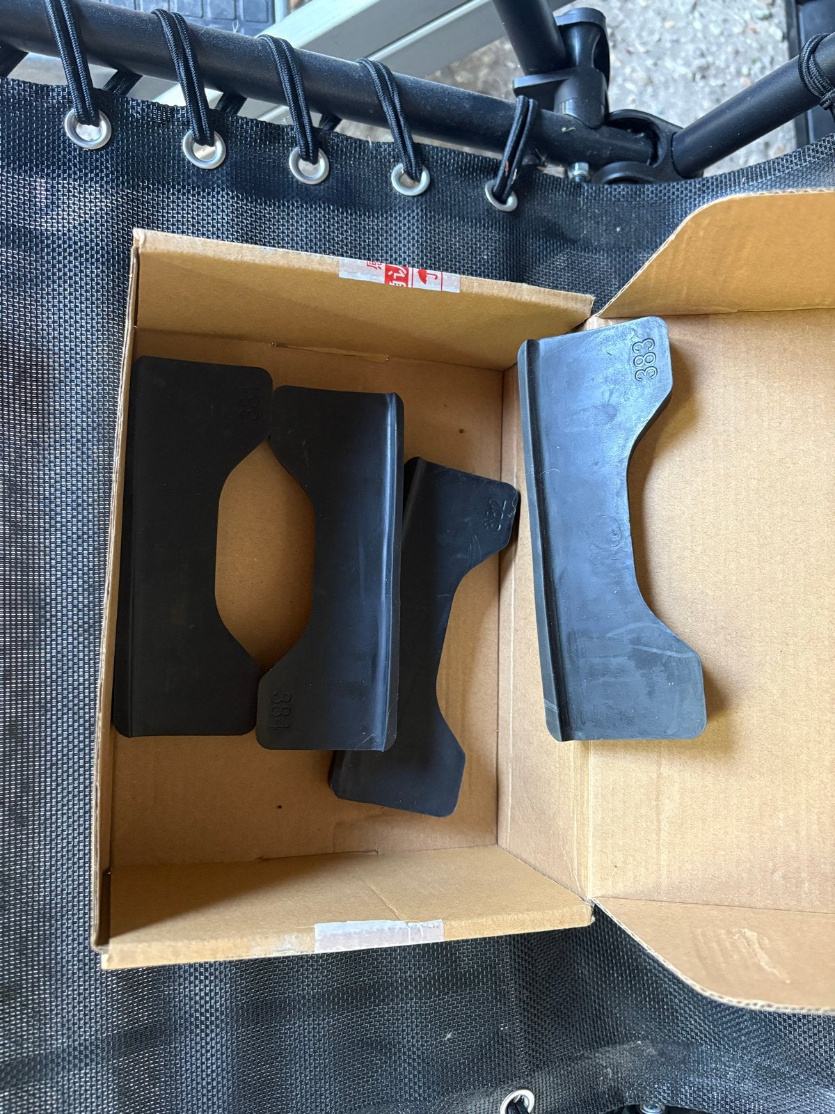 Thule Kitset 145121 voor dakdragers Audi A3, Auto diversen, Dakdragers, Ophalen of Verzenden, Zo goed als nieuw
